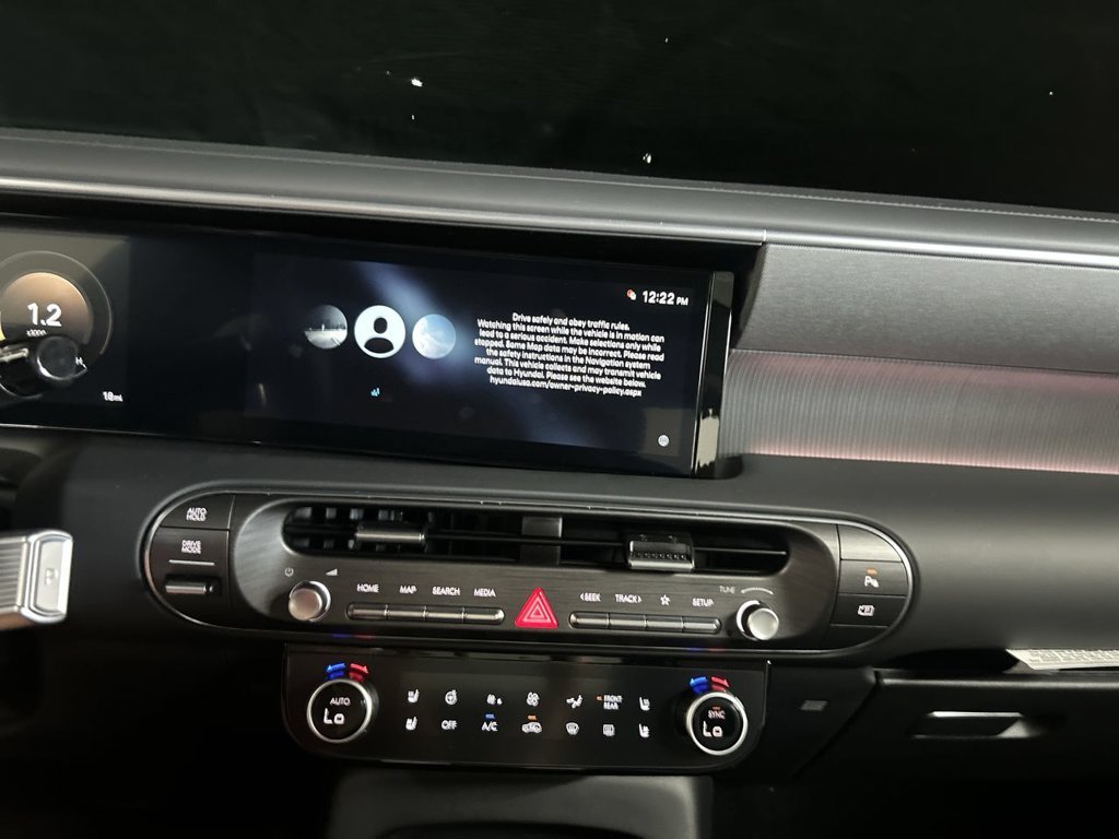 New 2026 Pearl Hyundai Calligraphy FWD image 26