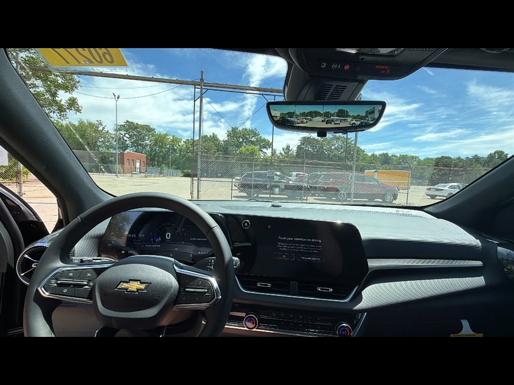 2026 Chevrolet Equinox LT - Photo 10