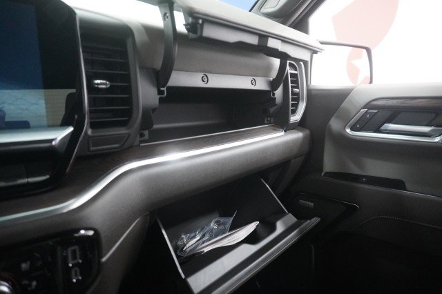 2026 GMC Sierra 1500 SLT - Photo 40