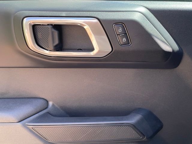 New 2025 Azure Gray Metallic Tri-Coat Ford Badlands® image 15