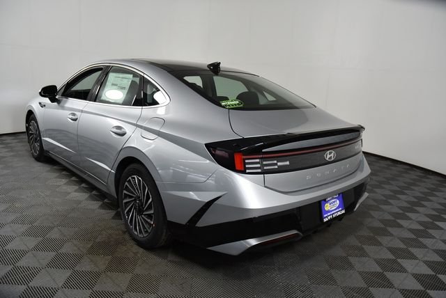 New 2026 Silver Hyundai SEL image 6