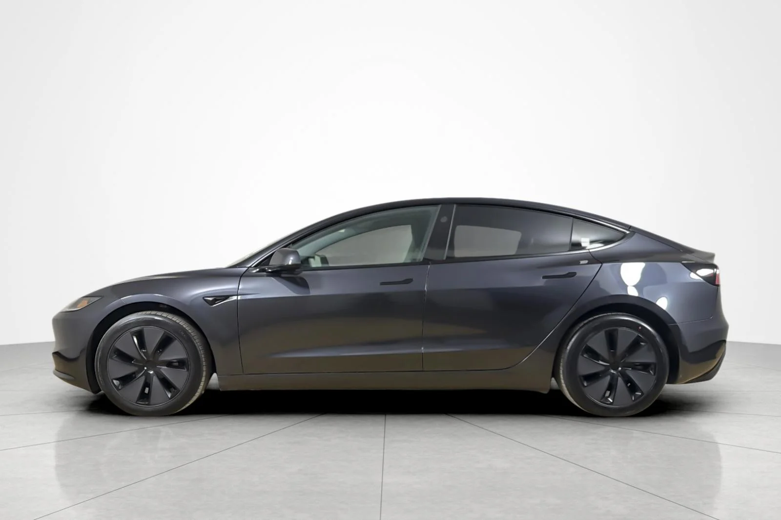 Used 2025 Tesla Model 3 Long Range with VIN 5YJ3E1EA2SF918066 for sale in Beverly Hills, CA