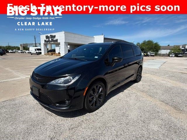 2019 Chrysler Pacifica Touring L Plus