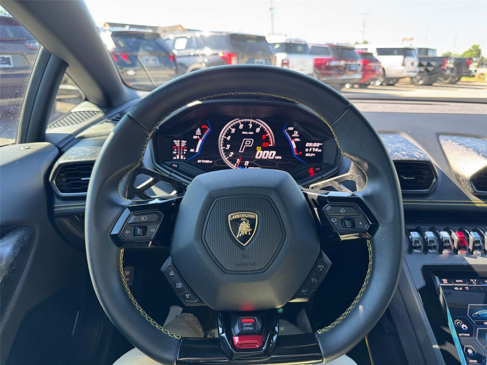 Used 2020 GRIGIO HATI Lamborghini  image 29