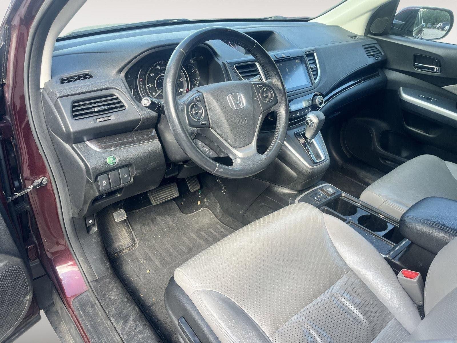 Used 2015  Honda EX-L image 32