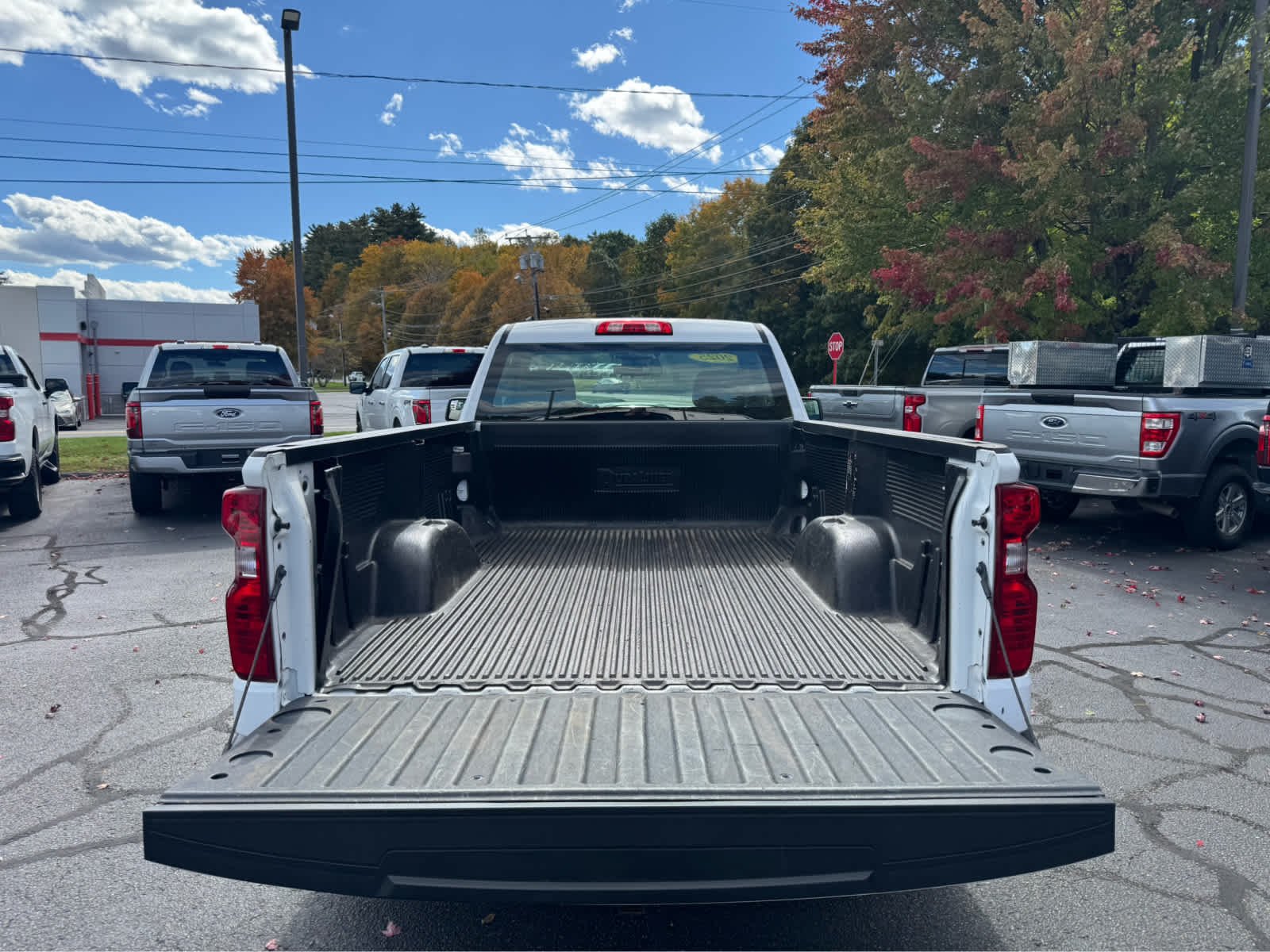 Certified Used 2025 Summit White Chevrolet Work Truck image 5