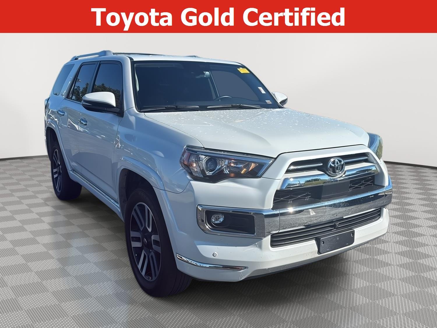 Used 2024 Wind Chill Pearl Toyota Limited image 1