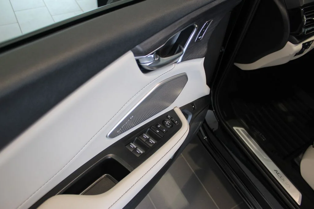 New 2026 Majestic Black Pearl Acura Advance Package image 28