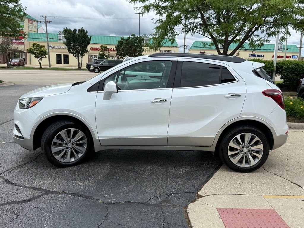 Used 2020 White Buick Preferred image 4