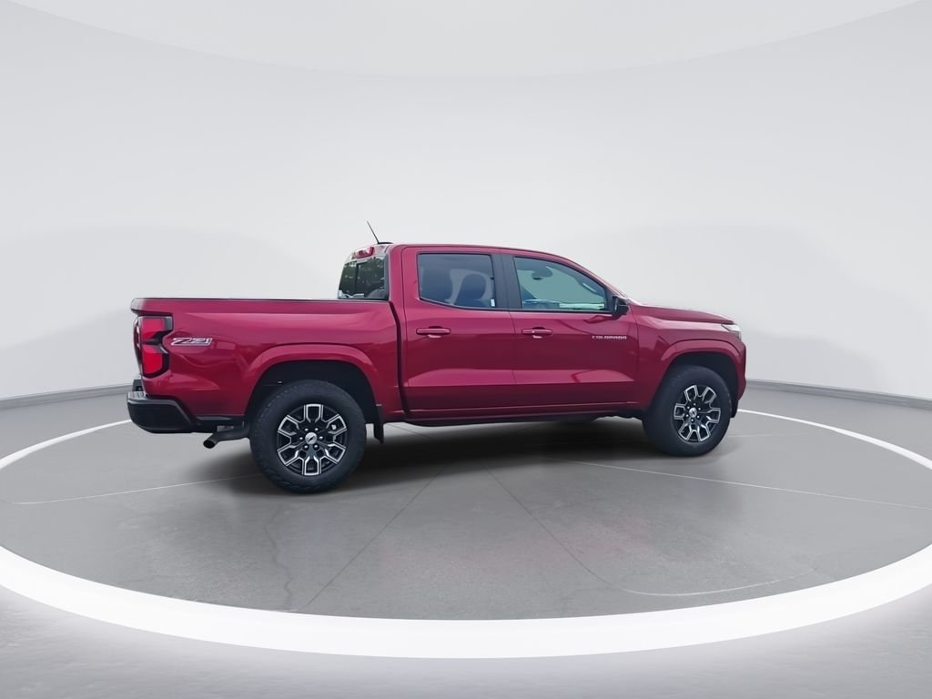 Used 2024 Red Chevrolet Z71 image 9