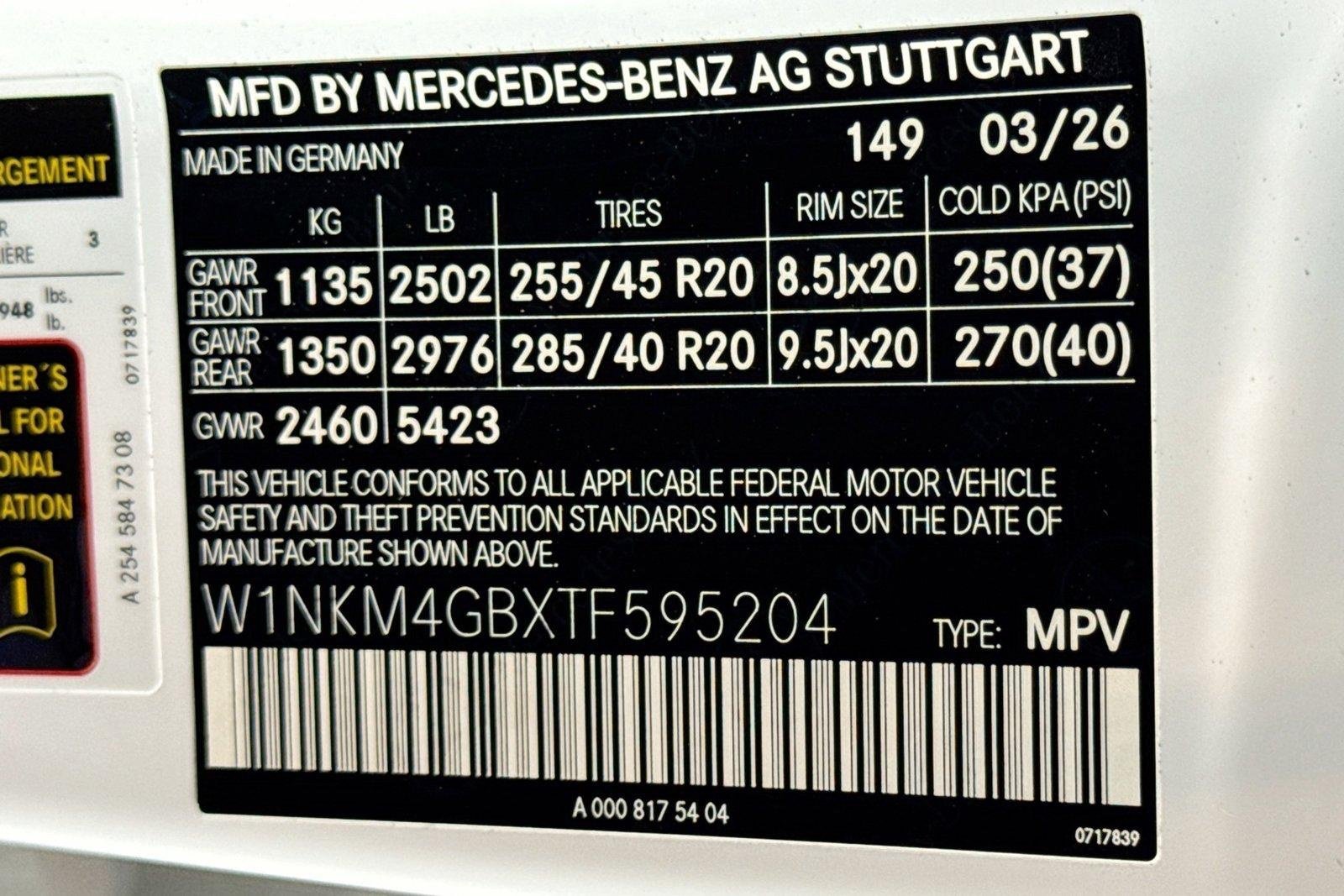 New 2026 Polar White Mercedes-Benz GLC 300 image 30