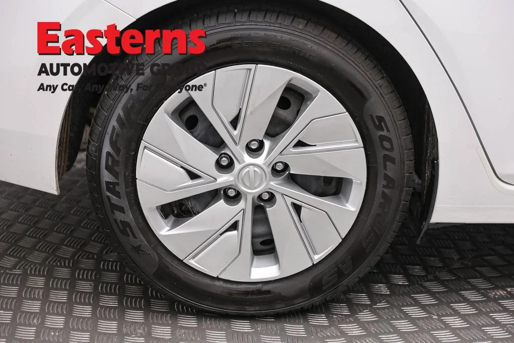Used 2024 White Nissan S image 29