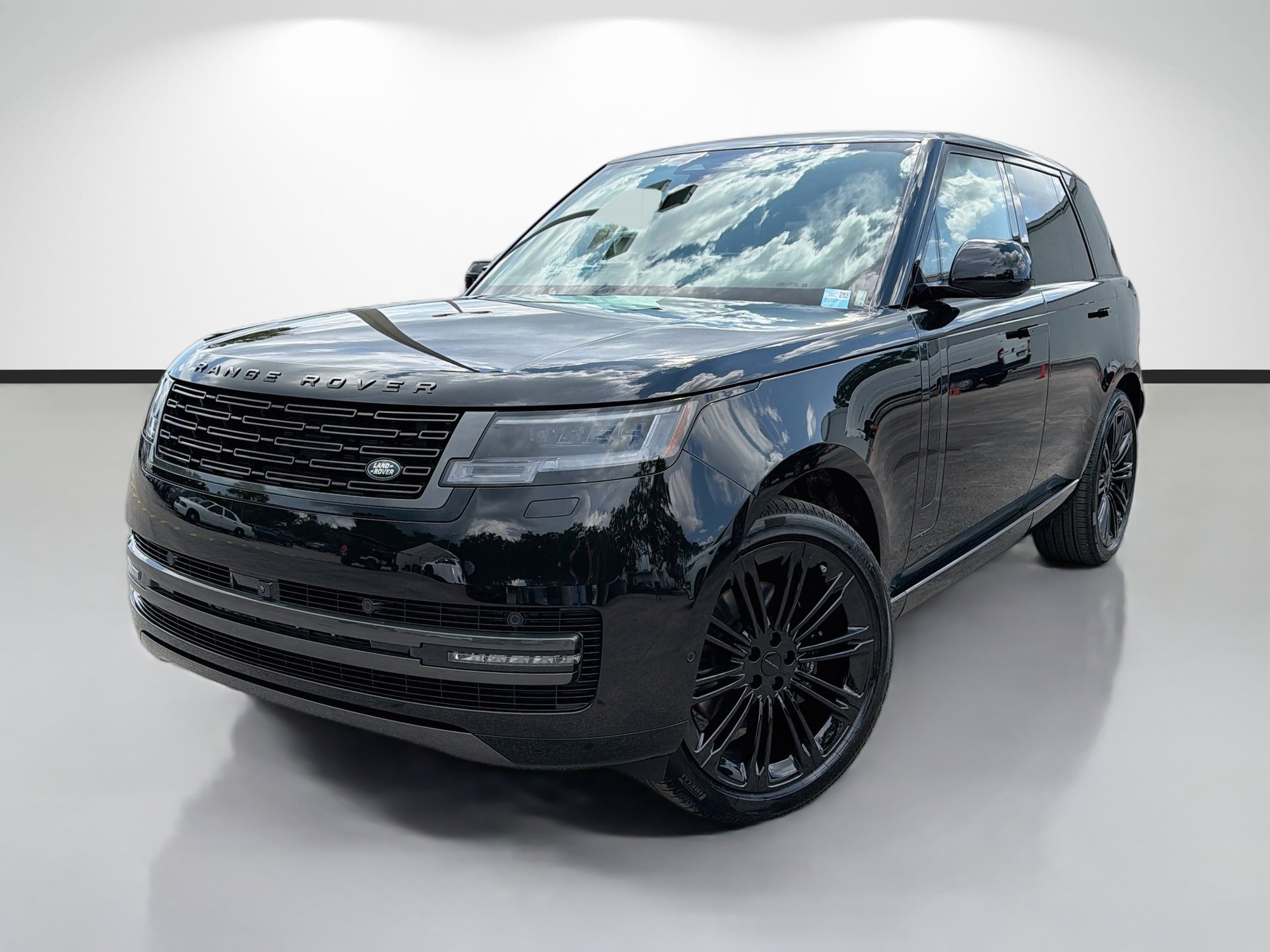 New 2026 Santorini Black Land Rover SE image 1