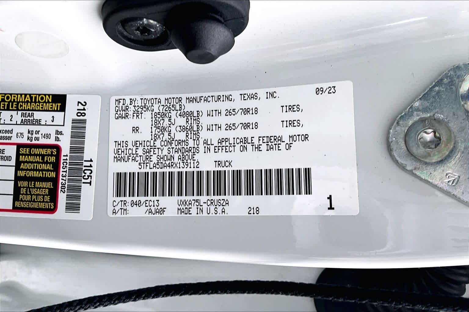 Used 2024 Ice Cap Toyota SR5 image 30