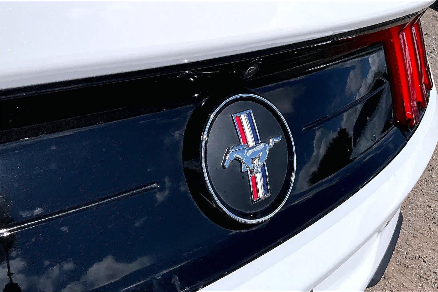 Used 2020 Oxford White Ford EcoBoost image 27