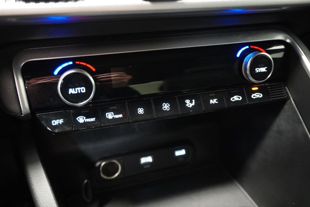 Used 2023 Black Kia GT-Line image 23