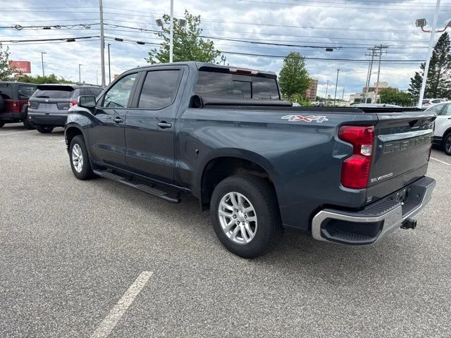 Used 2020 Shadow Gray Metallic Chevrolet LT image 11