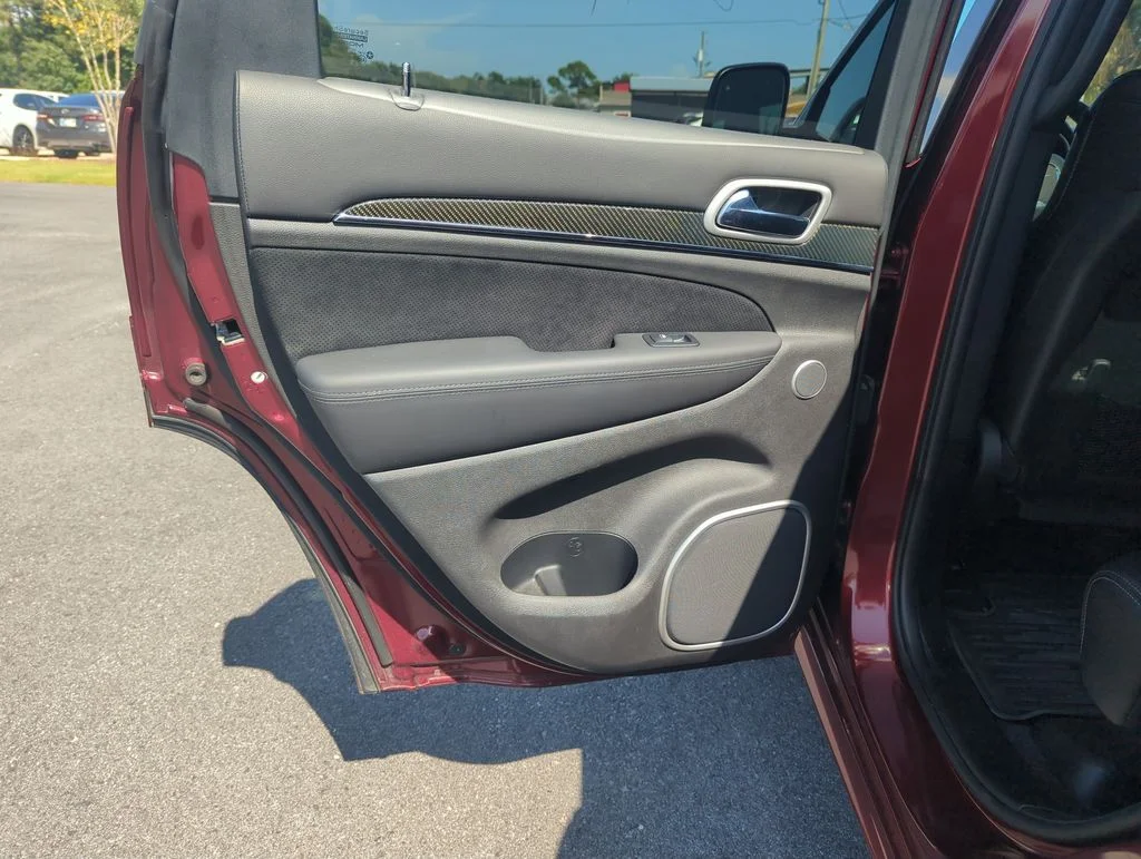 Used 2019 Red Jeep SRT image 27
