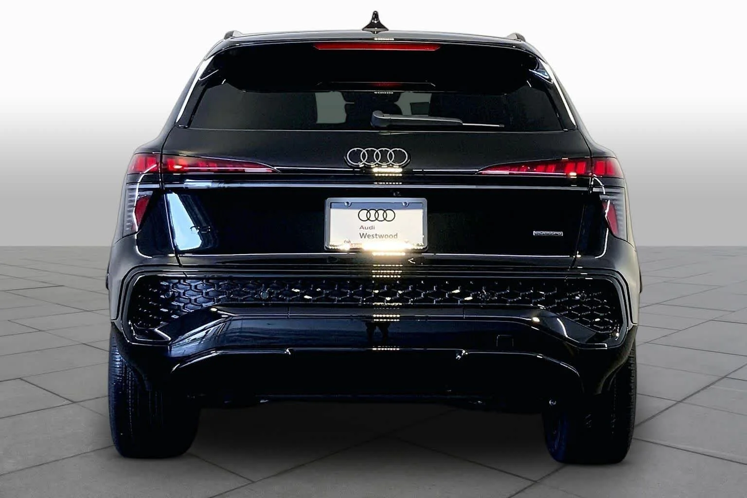 New 2026 Mythos Black me Audi S line image 4