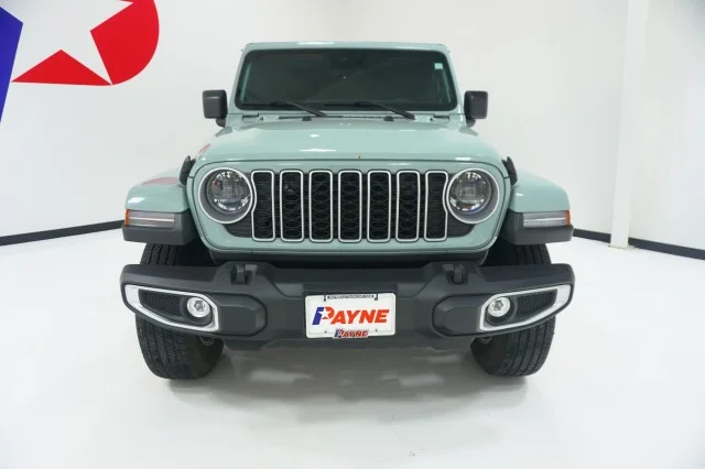 Used 2024 Earl Clear Coat Jeep Sahara image 2
