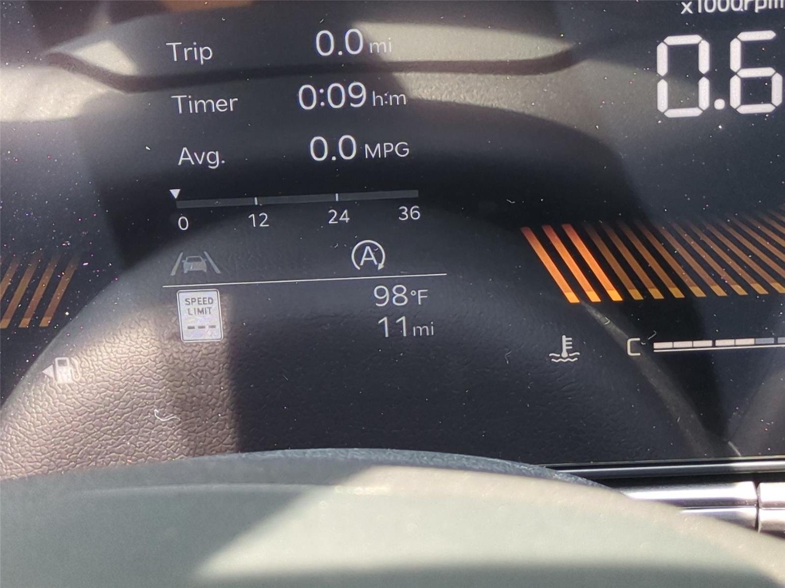 New 2026 Glacial White Kia S image 23