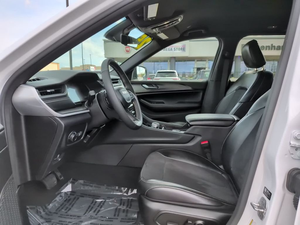 Certified Used 2025 White Jeep Altitude image 19