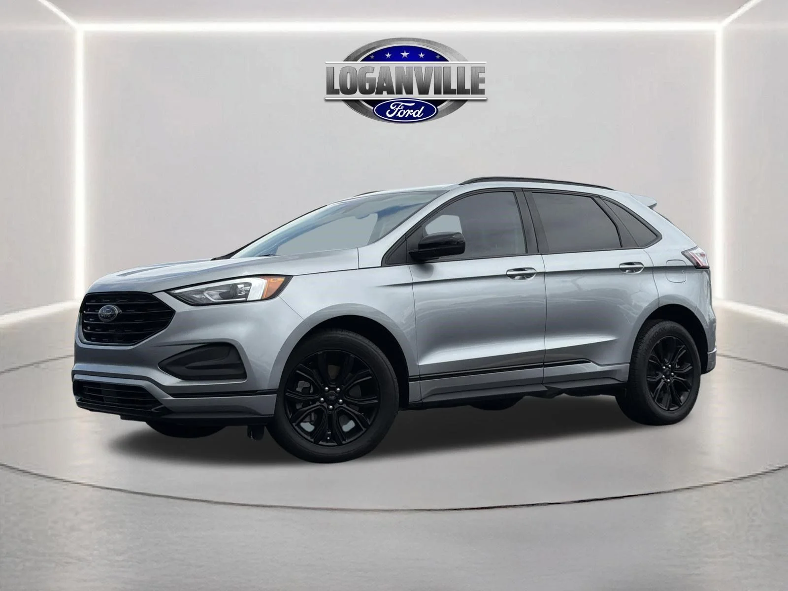 Certified Used 2023 Silver Metallic Ford SE image 1