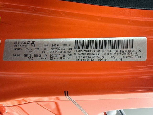 Used 2018 Punkn Metallic Clearcoat Jeep Unlimited Sport S image 27