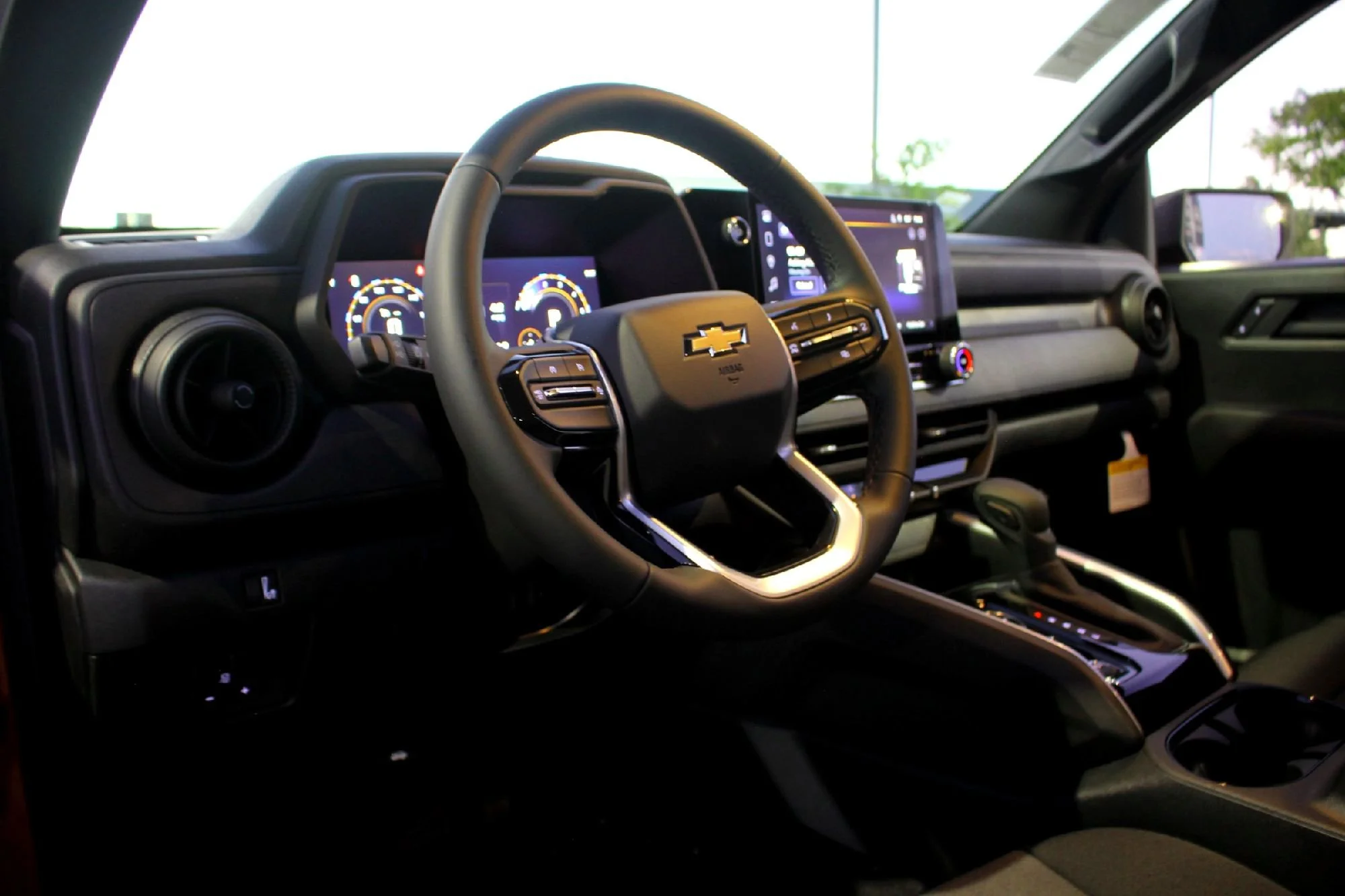 2026 Chevrolet Colorado Work Truck - Photo 6