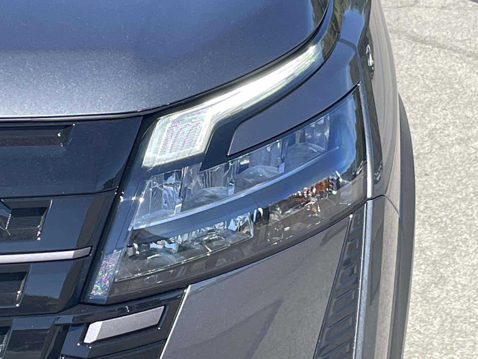 New 2026 Gun Metallic Nissan SL image 13