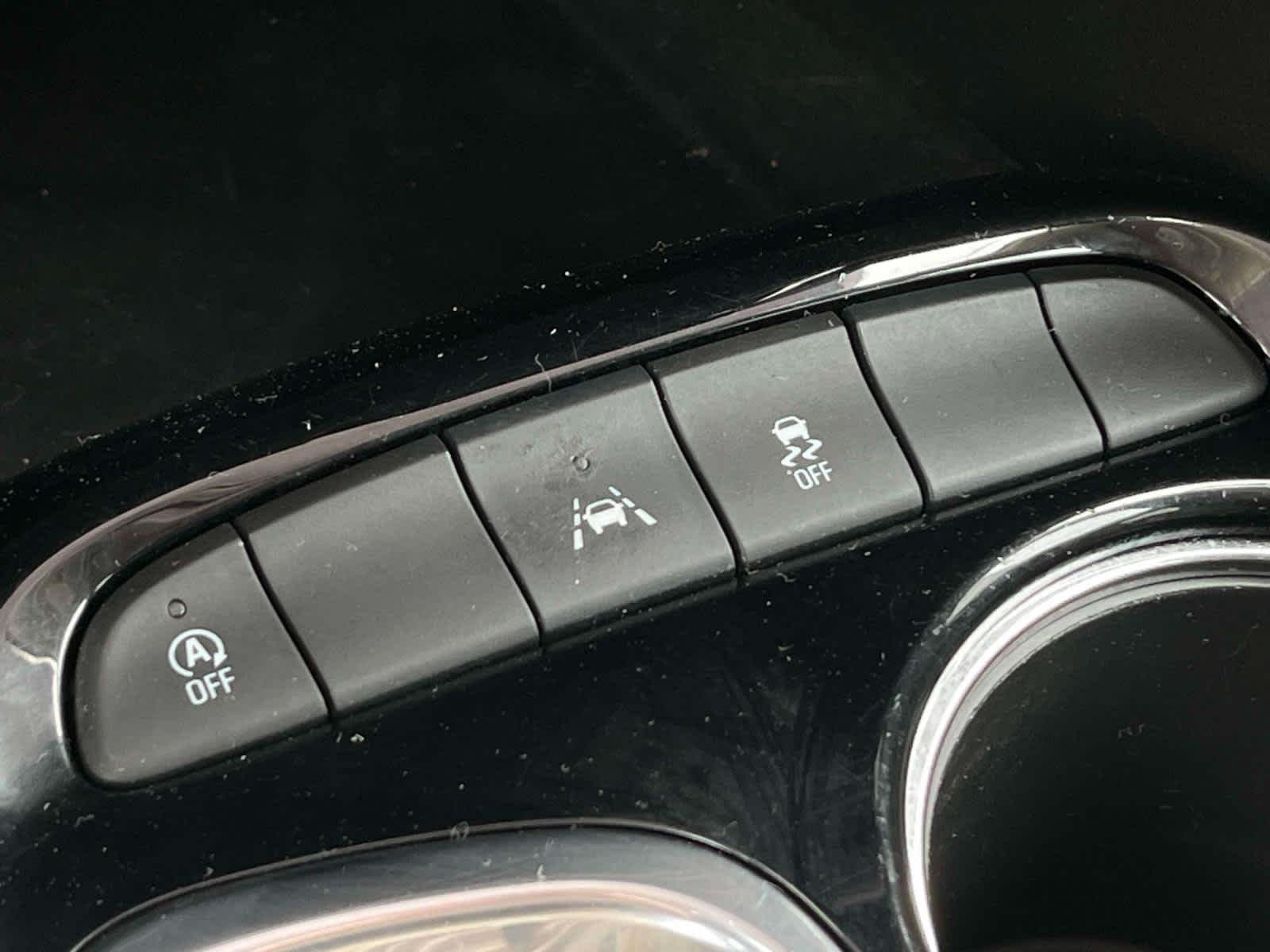 Certified Used 2023 Cinnabar Metallic Buick Select image 24