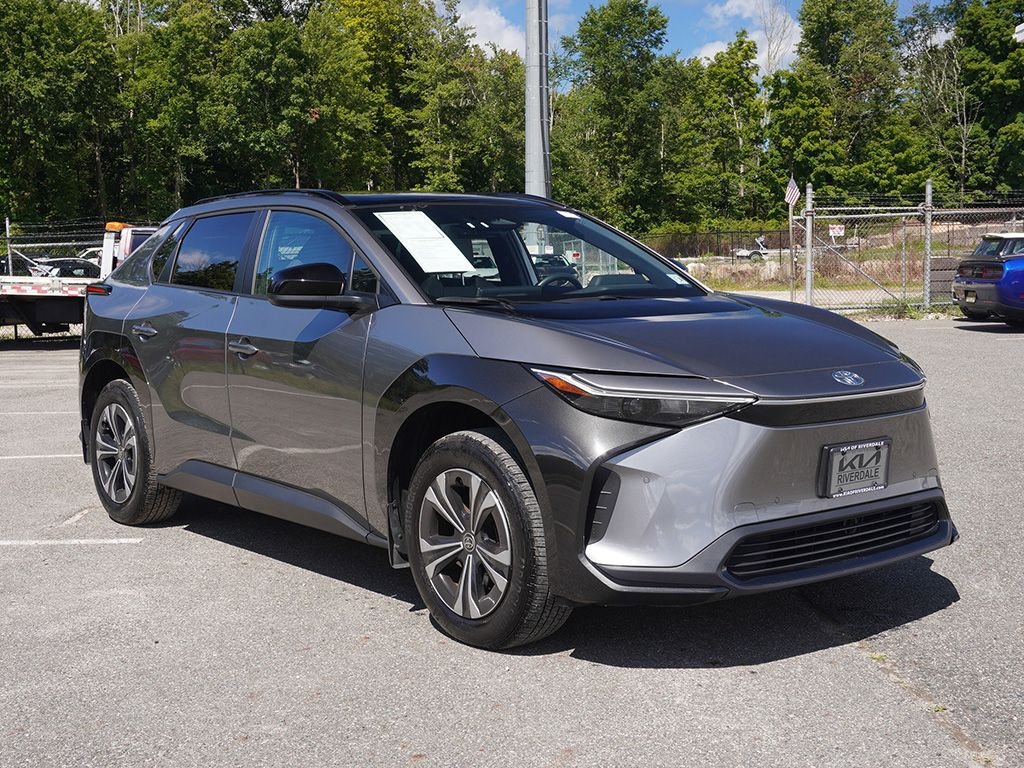 Used 2025 Toyota bZ4X XLE with VIN JTMABACA9SA106257 for sale in Riverdale, NJ