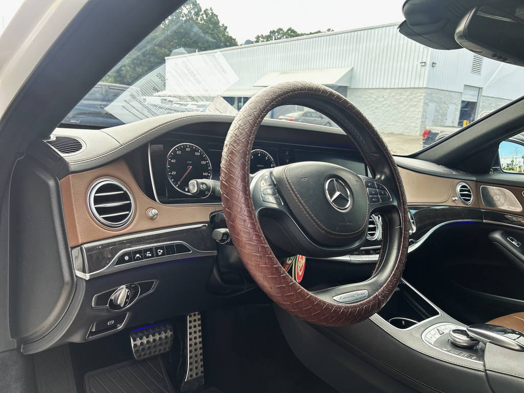 Used 2017  Mercedes-Benz S 550 image 8