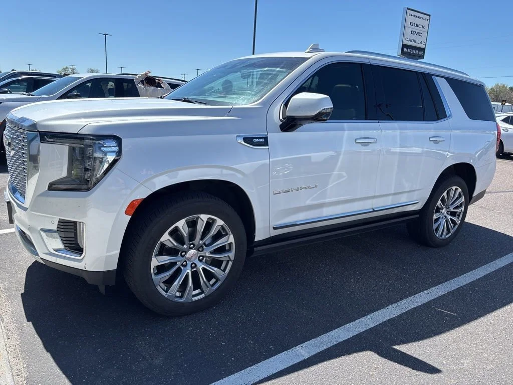 2021 GMC Yukon 4WD Denali's photo