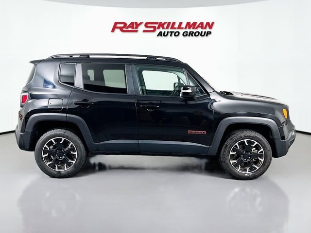 2023 Jeep Renegade Trailhawk - Photo 8