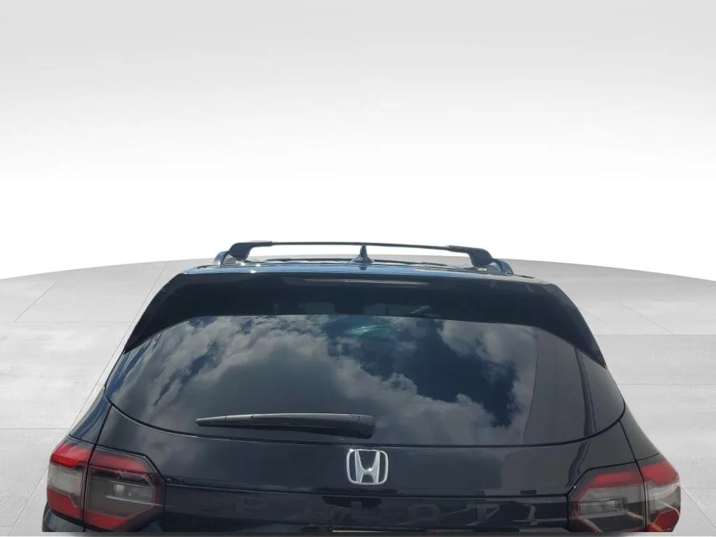 Used 2025 Black Honda Elite image 4