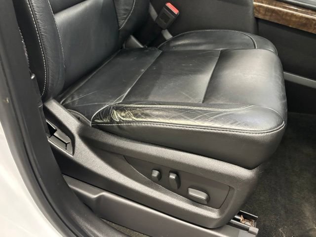 Used 2016 SUMMIT WHITE Chevrolet LT image 42