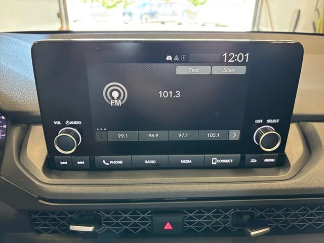 Used 2024 Silver Honda EX image 19
