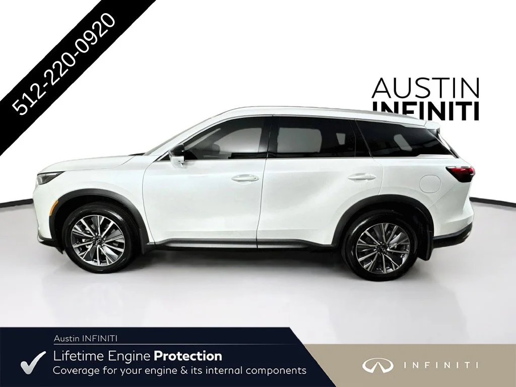 New 2027 White INFINITI LUXE image 5