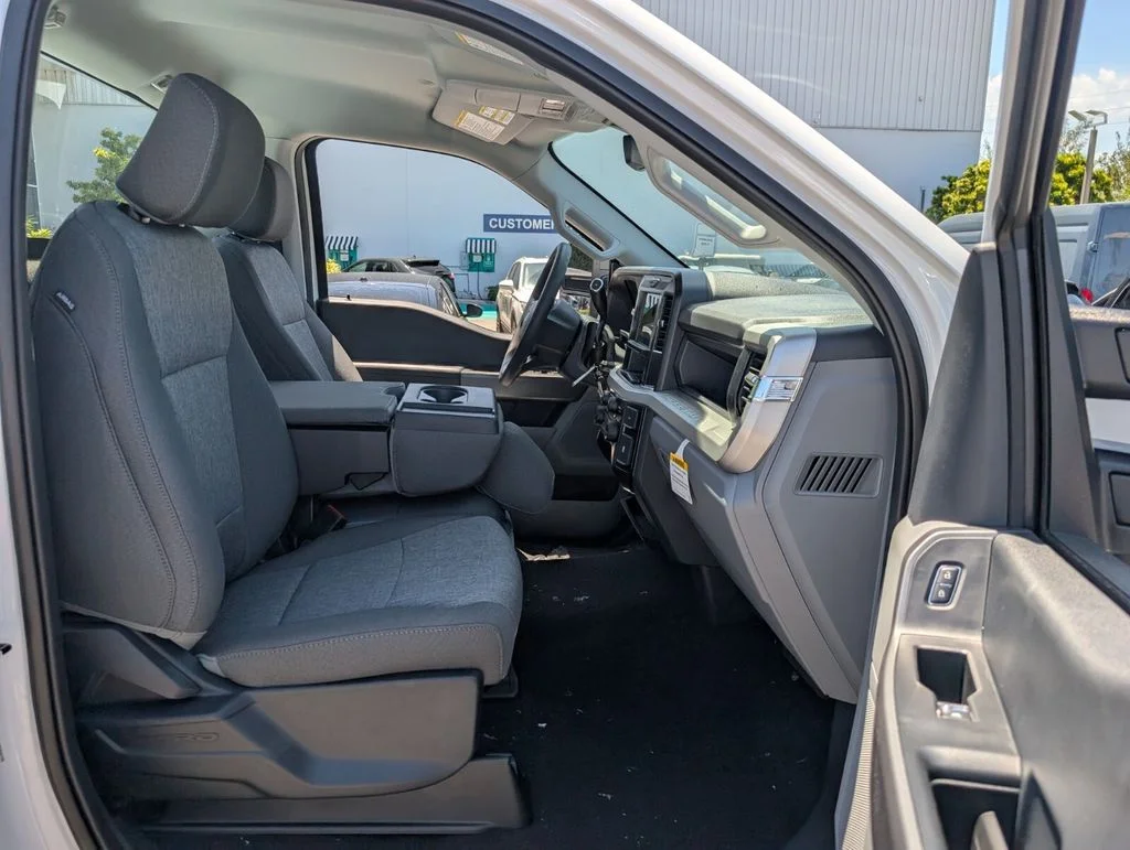 New 2026 Oxford White Ford F-350® XL image 7