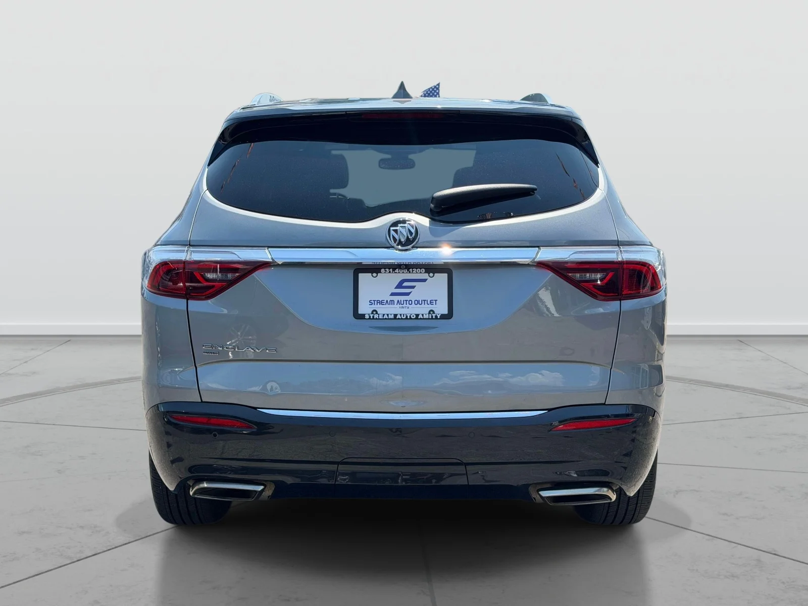 Used 2023 Gray Buick Essence image 4