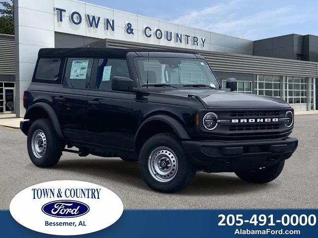 2025 Ford Bronco Base 4x4's photo