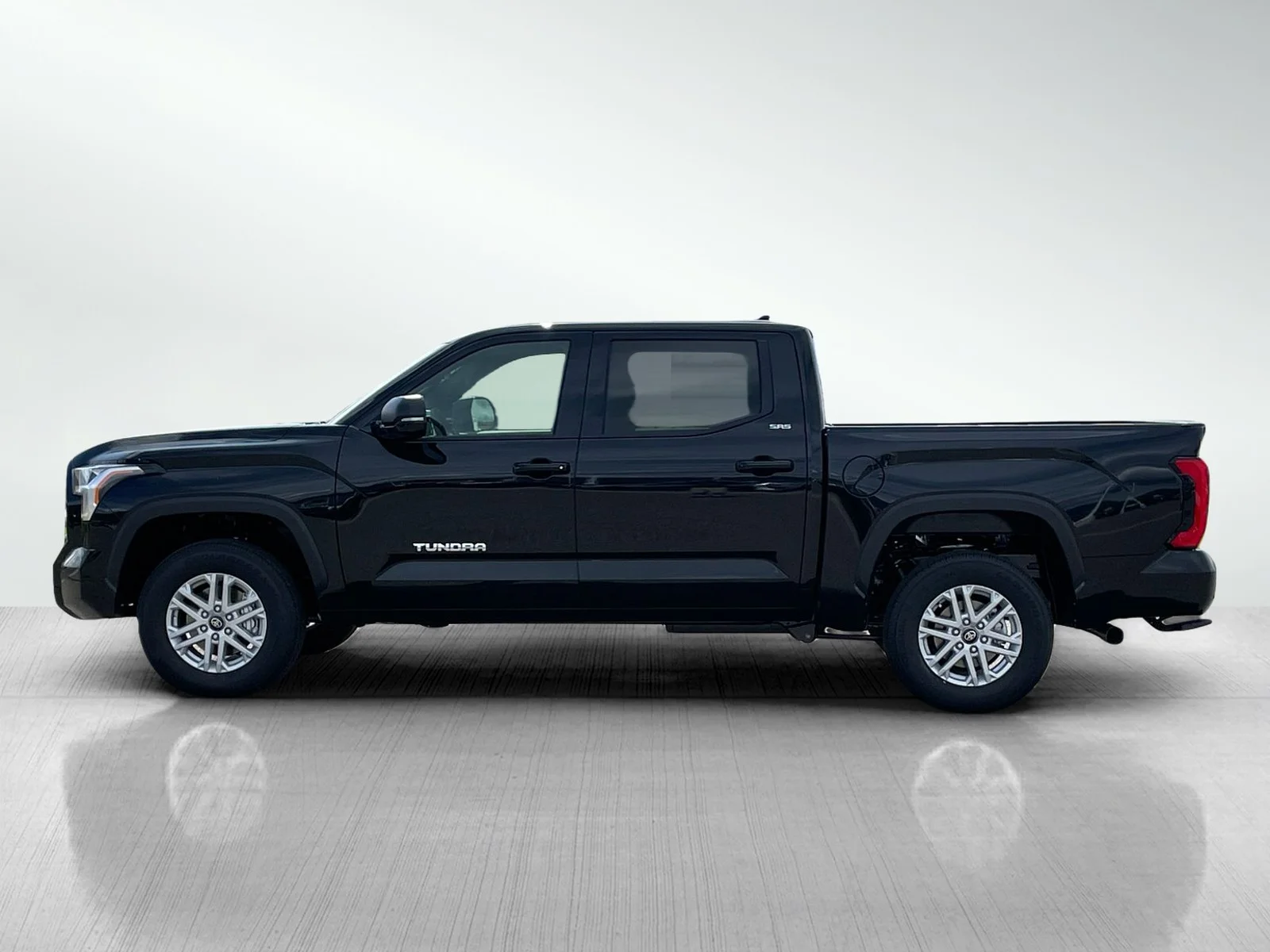 New 2026 Midnight Black Metallic Toyota SR5 image 6
