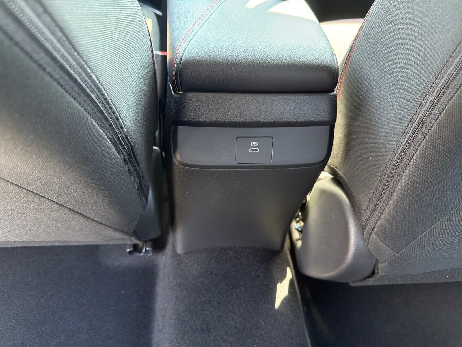 New 2026 Nissan Sentra SR 4D Sedan