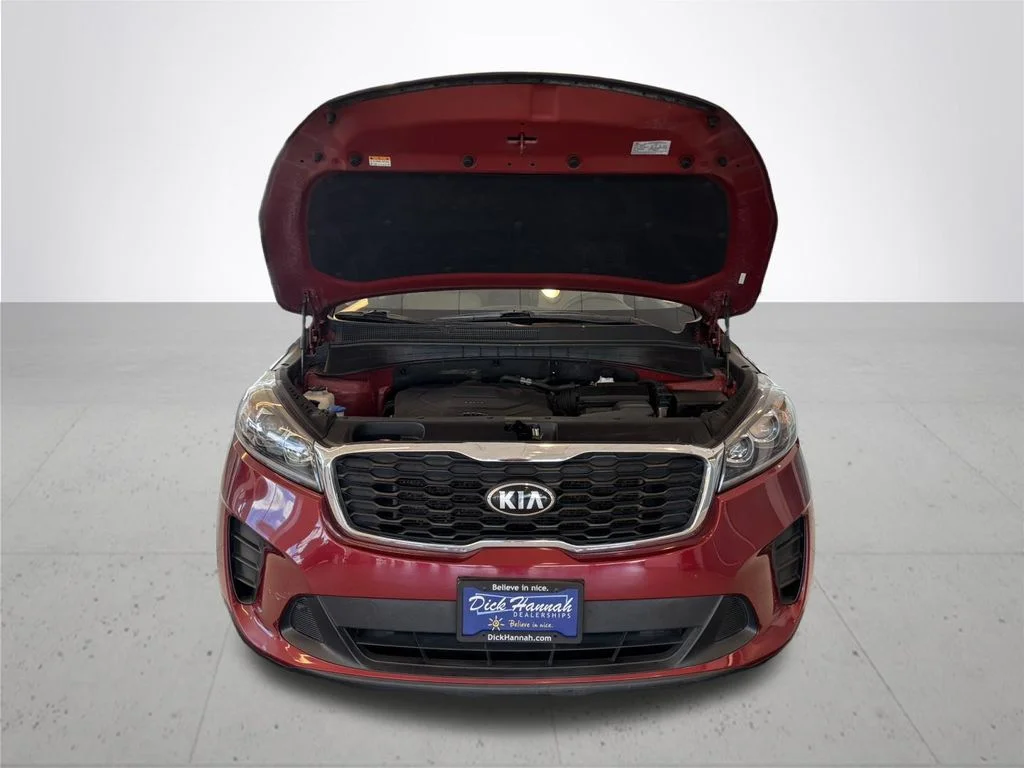 Used 2019 Red Kia LX image 4