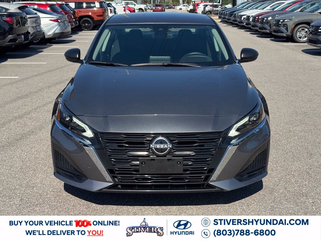 2025 Nissan Altima SV - Photo 6