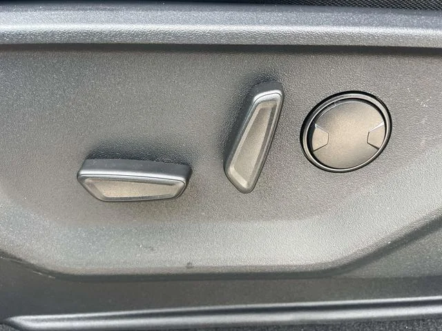 New 2026 Avalanche Ford XLT image 14