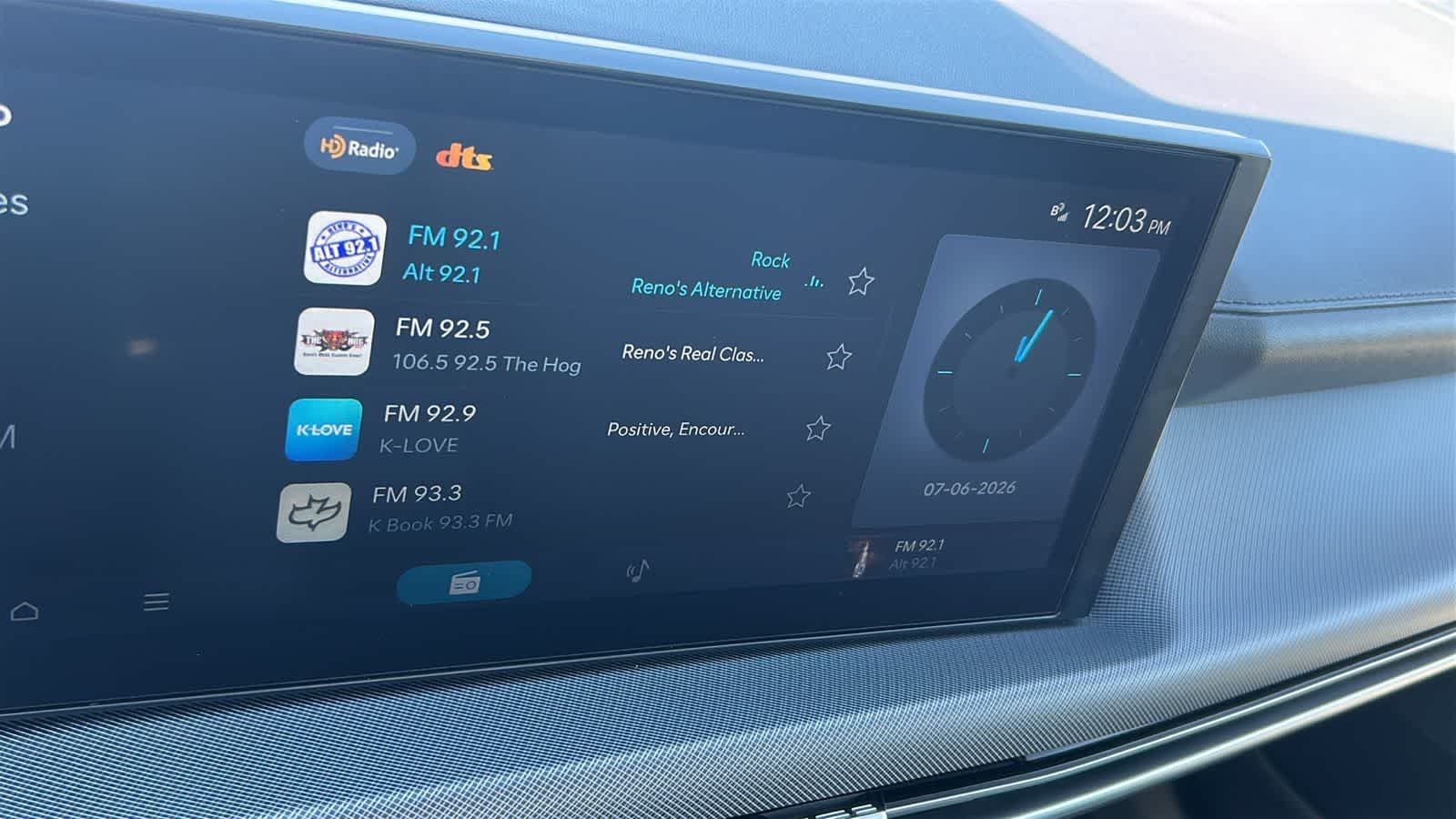 Certified Used 2025 Carbon Blue Hyundai SEL image 15