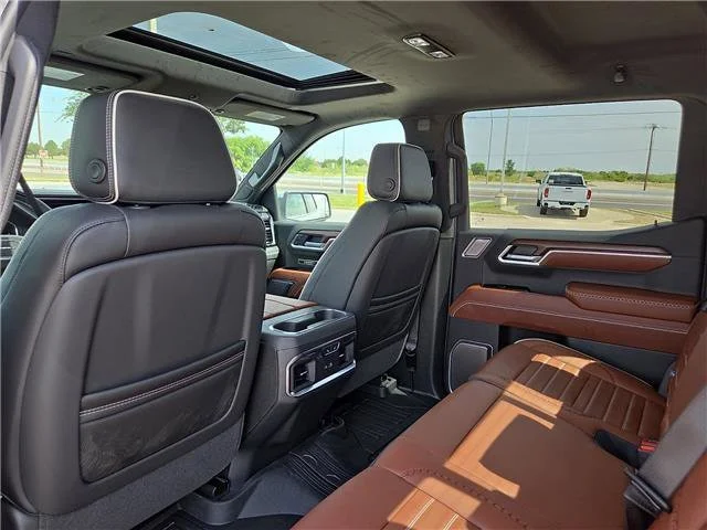 New 2026 Glacier White Tricoat GMC Denali Ultimate image 11