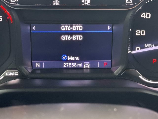 Used 2022 SUMMIT WHITE GMC AT4 image 32